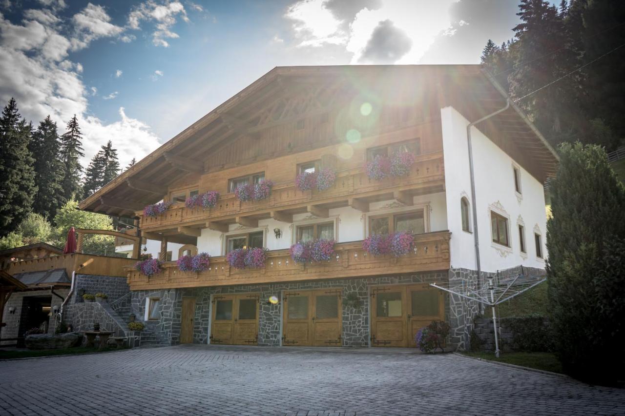 Landhaus Maria Neustift im Stubaital Luaran gambar