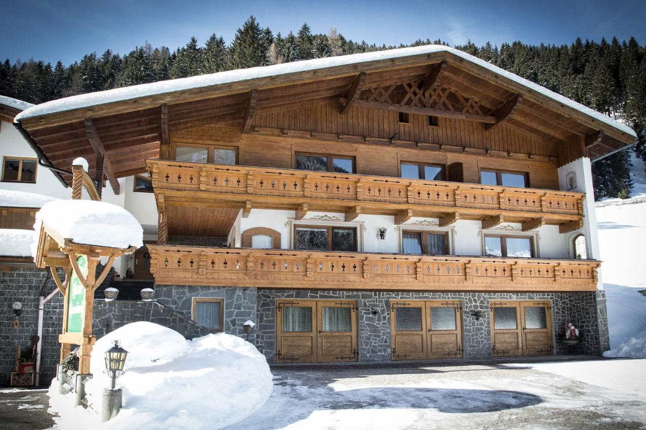 Landhaus Maria Neustift im Stubaital Luaran gambar